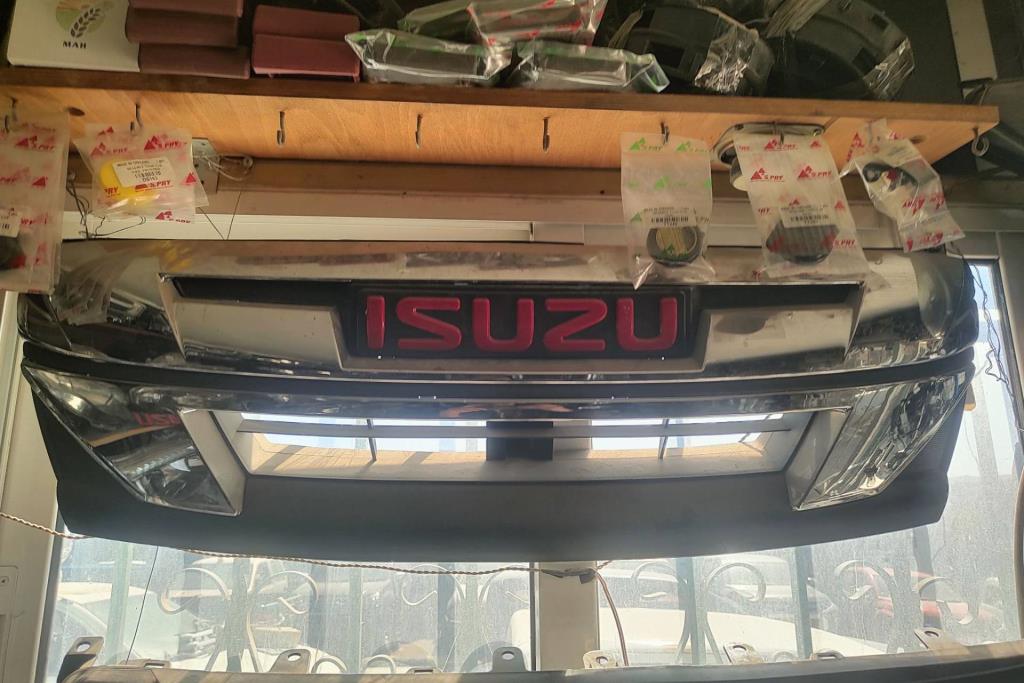 شل امامي ايسوزو دي ماكس 2018 2019