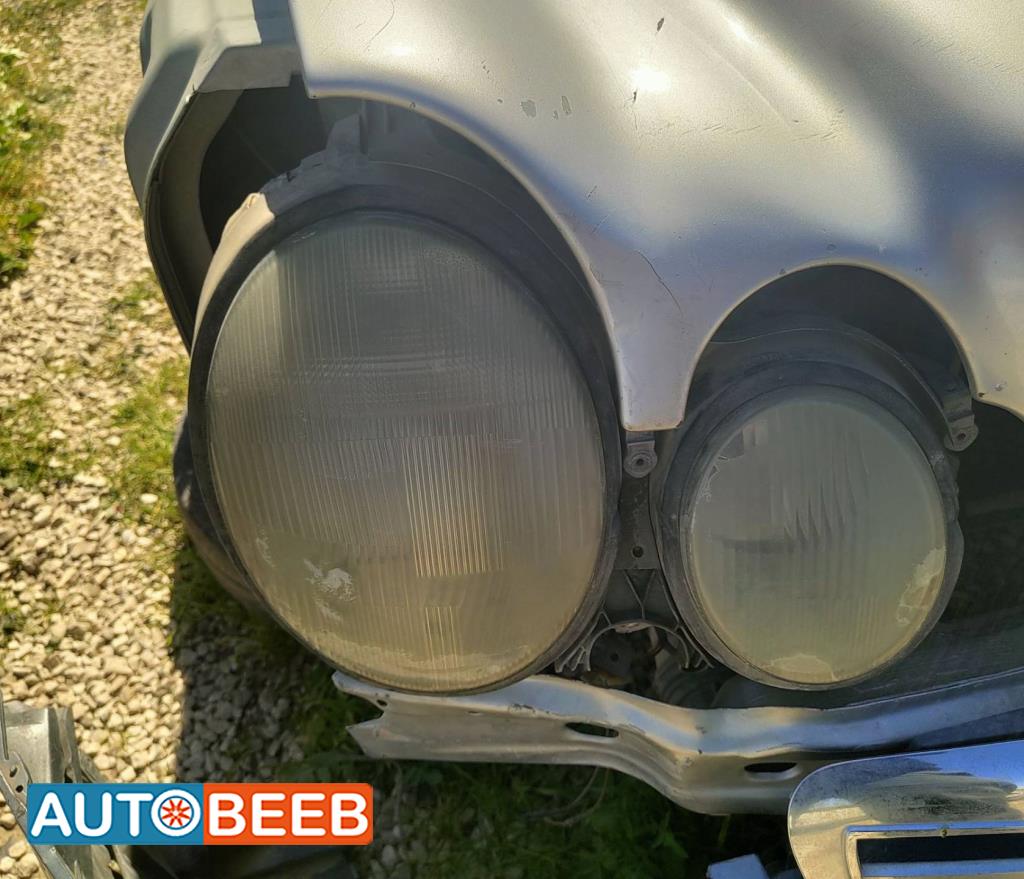 Lights Front light Mercedes Benz E200