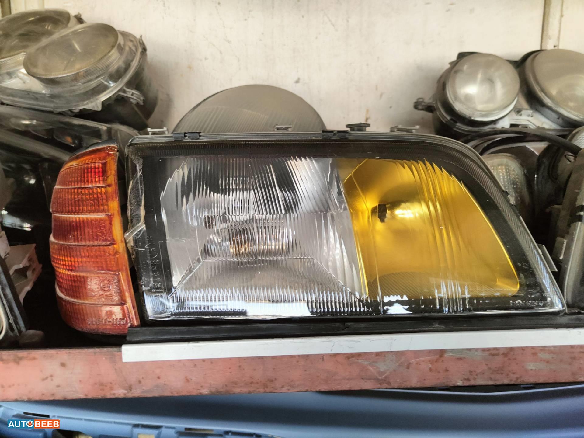 Lights Front light Mercedes Benz C200