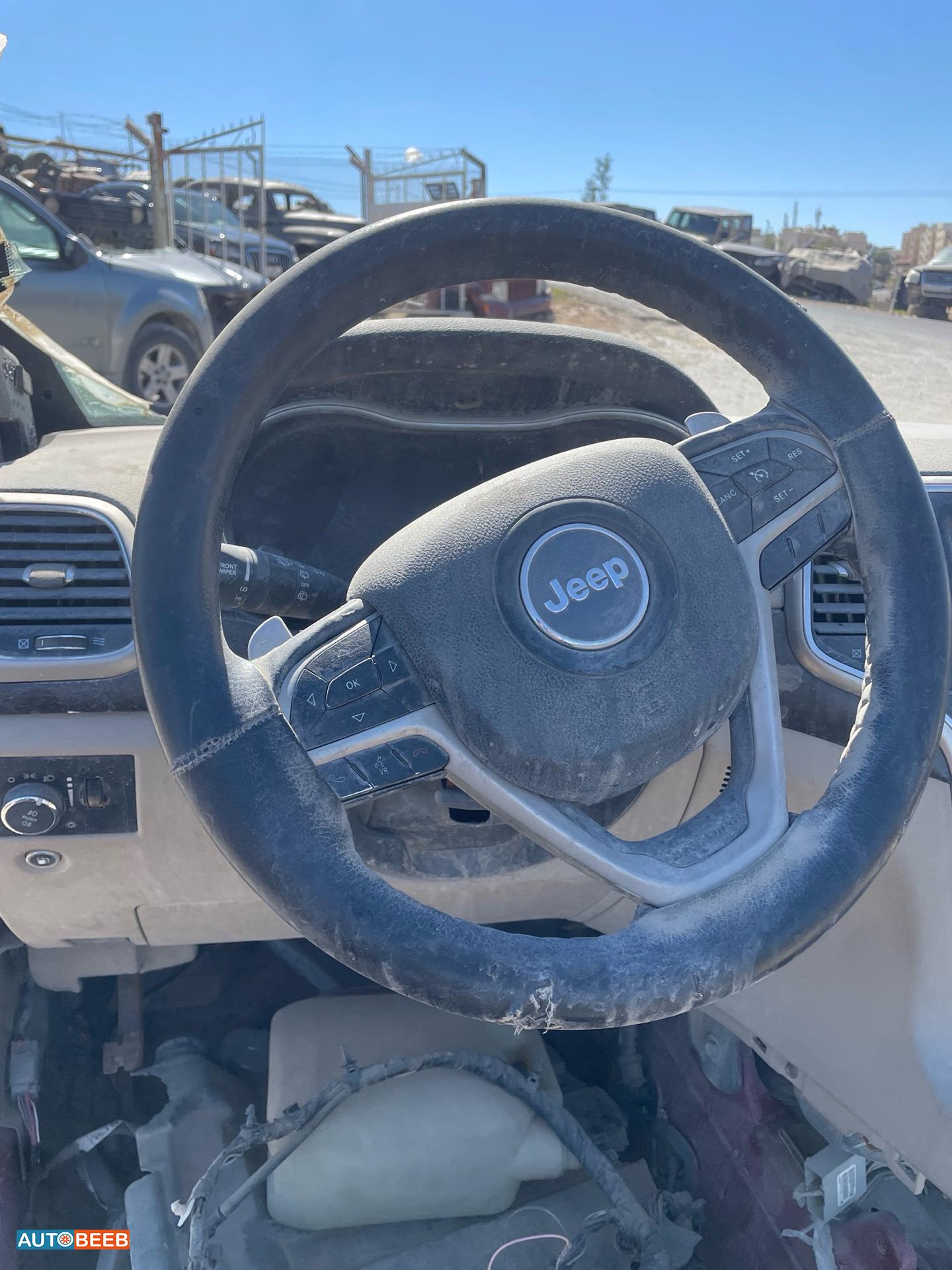 Cabin  Steering Wheel Jeep Grand Cherokee