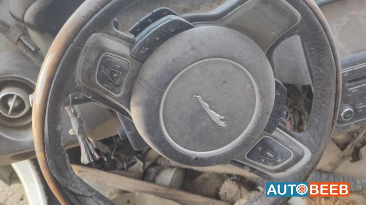 ستيرنج جاكوار f type 2013