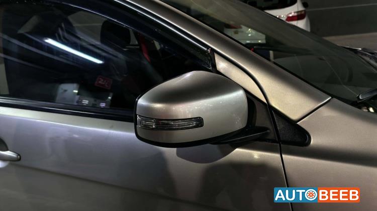 ميتسوبيشي لانسر 2016