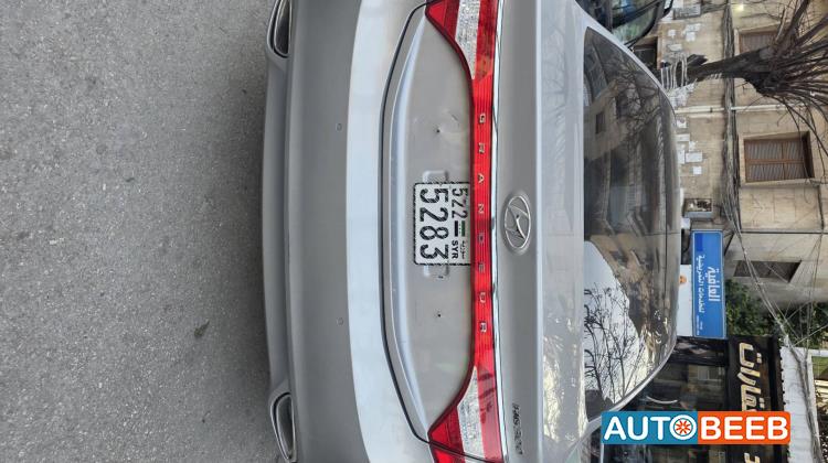 هيونداي ازيرا 2011