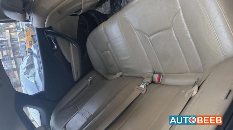 هيونداي ازيرا 2011