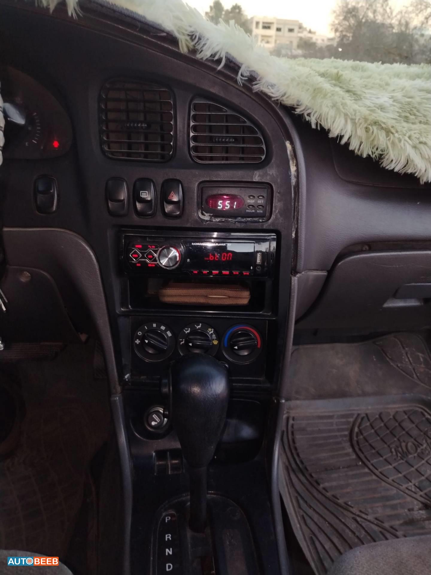 كيا سيفيا 2001