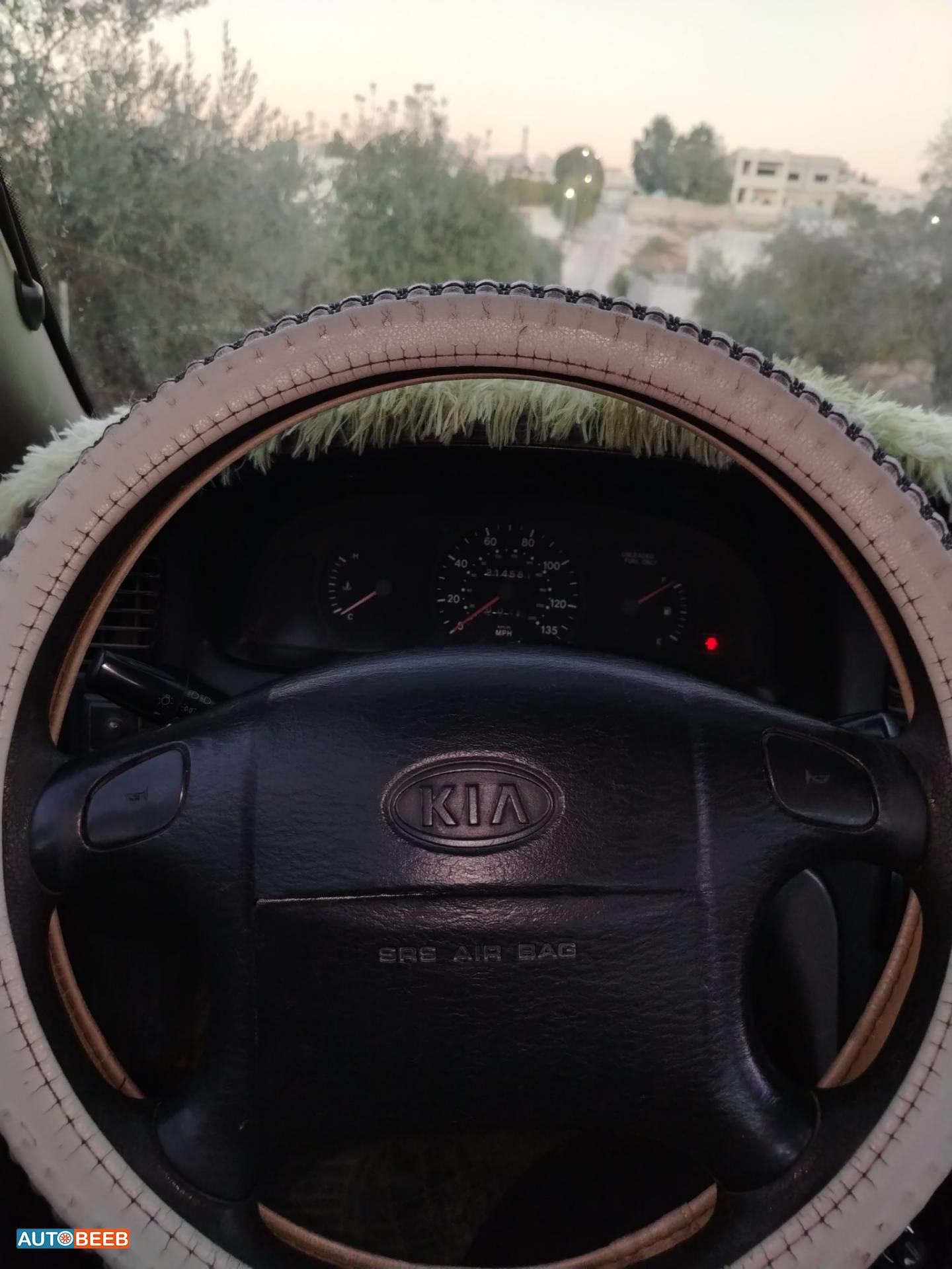 كيا سيفيا 2001