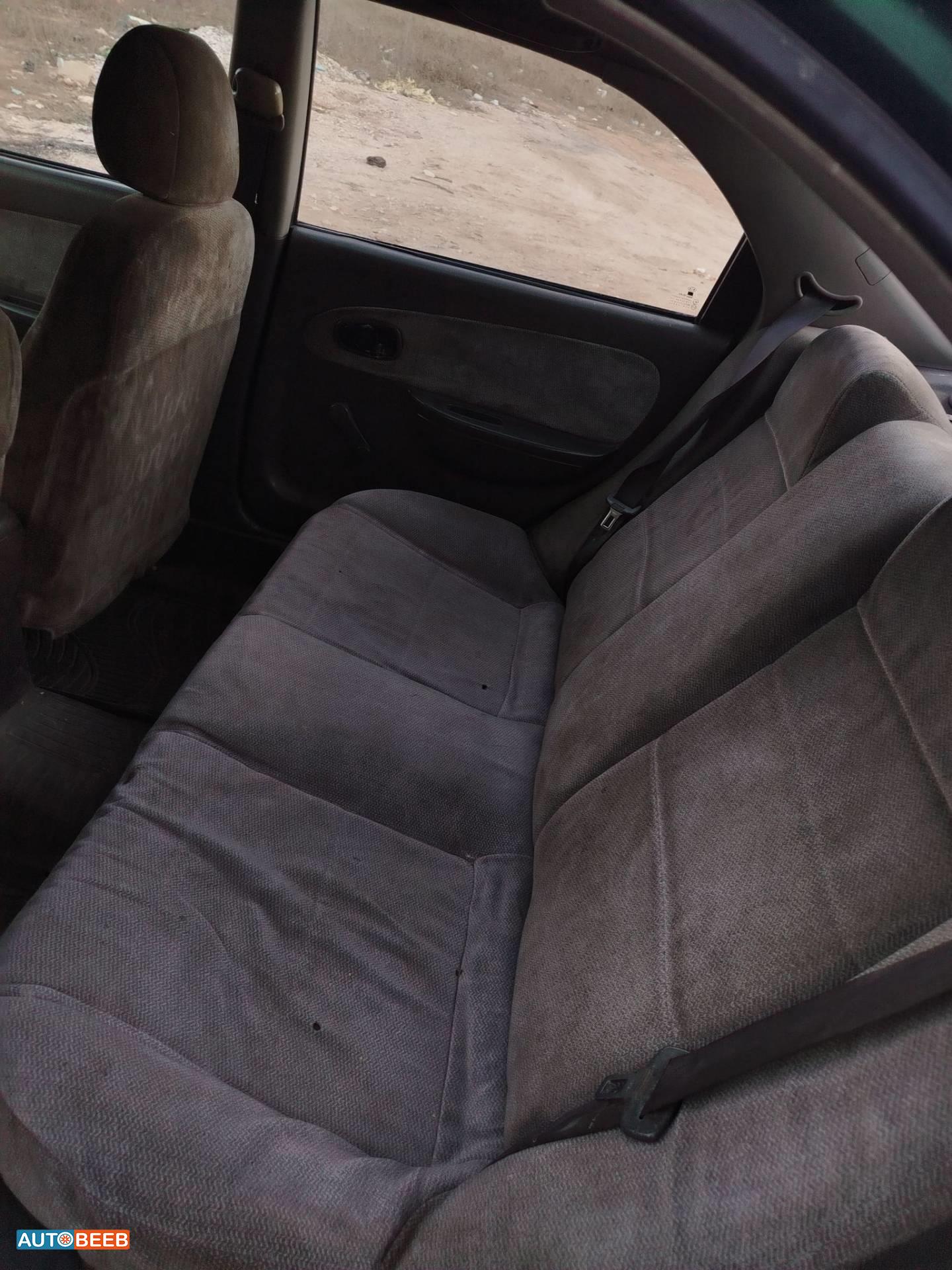 كيا سيفيا 2001