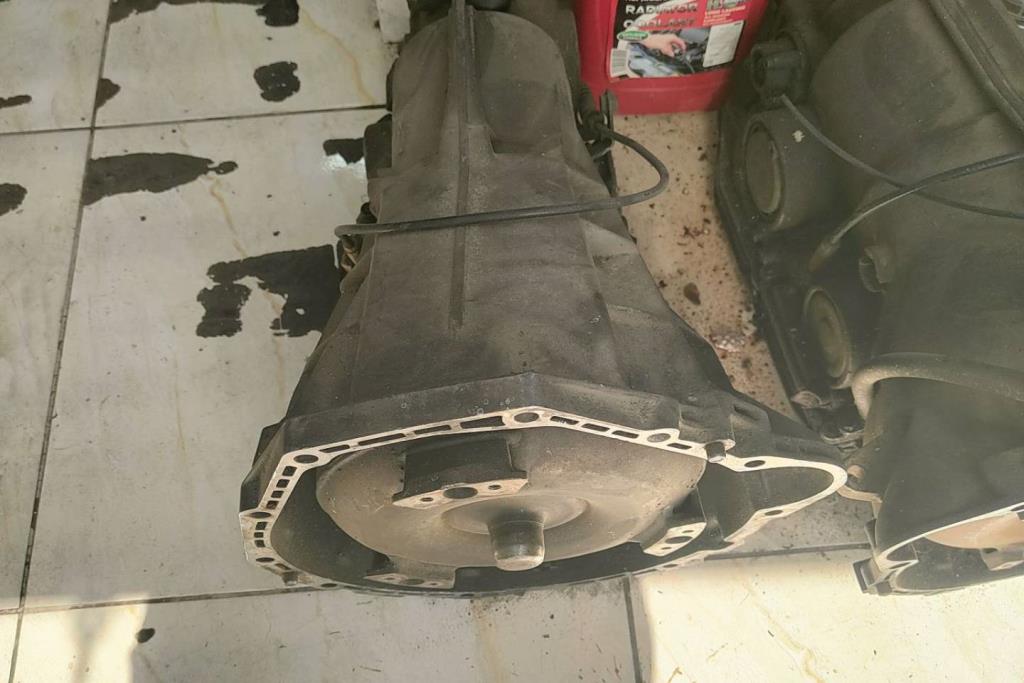  Gear Box Mercedes Benz E200