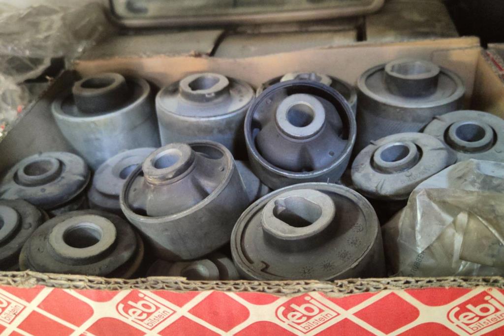  Mechanics  Mercedes Benz E200