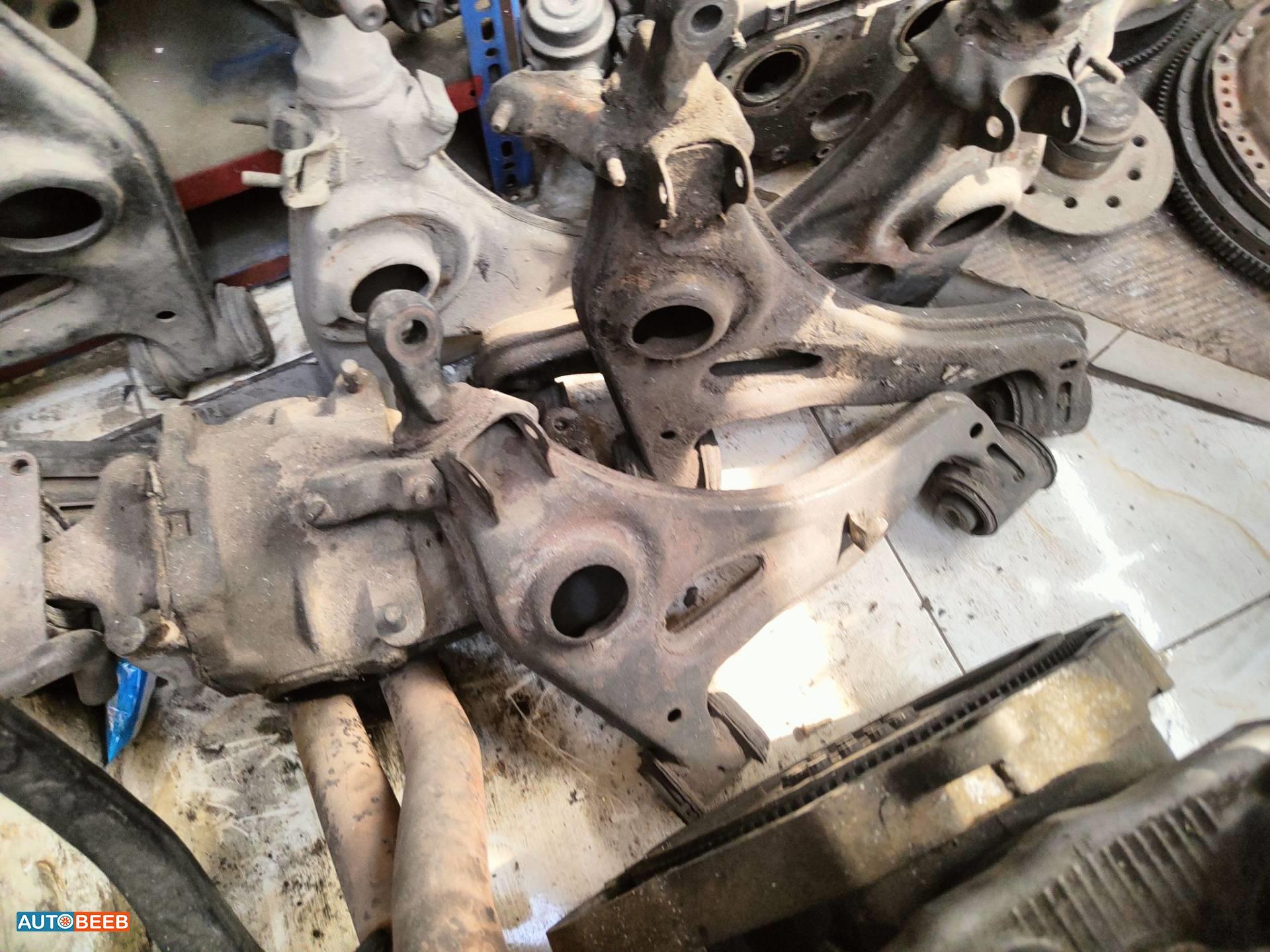  Mechanics  Mercedes Benz E200