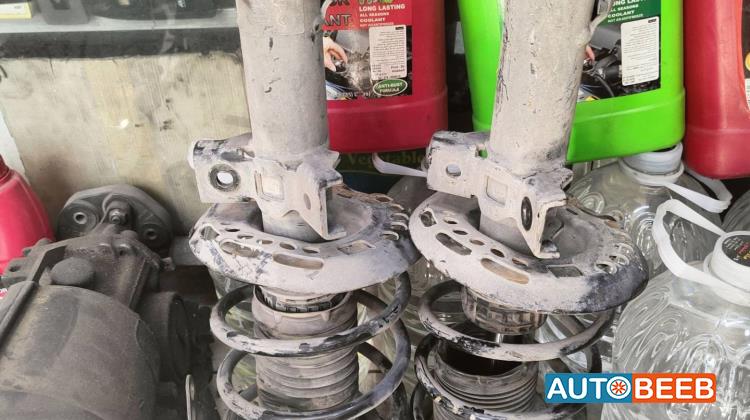 صنوبرص أمامي مرسيدس E200 2012