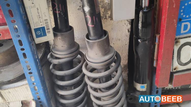  Shock Absorber Mercedes Benz E200