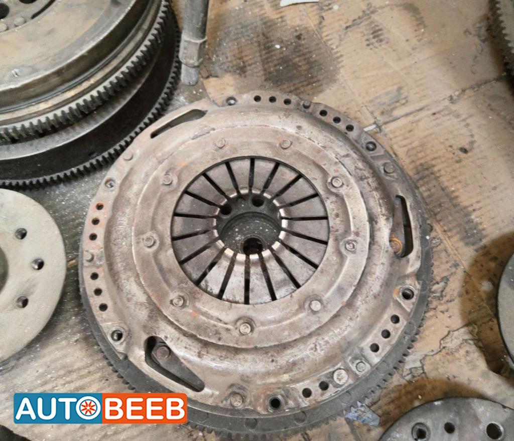  Mechanics  Mercedes Benz E200