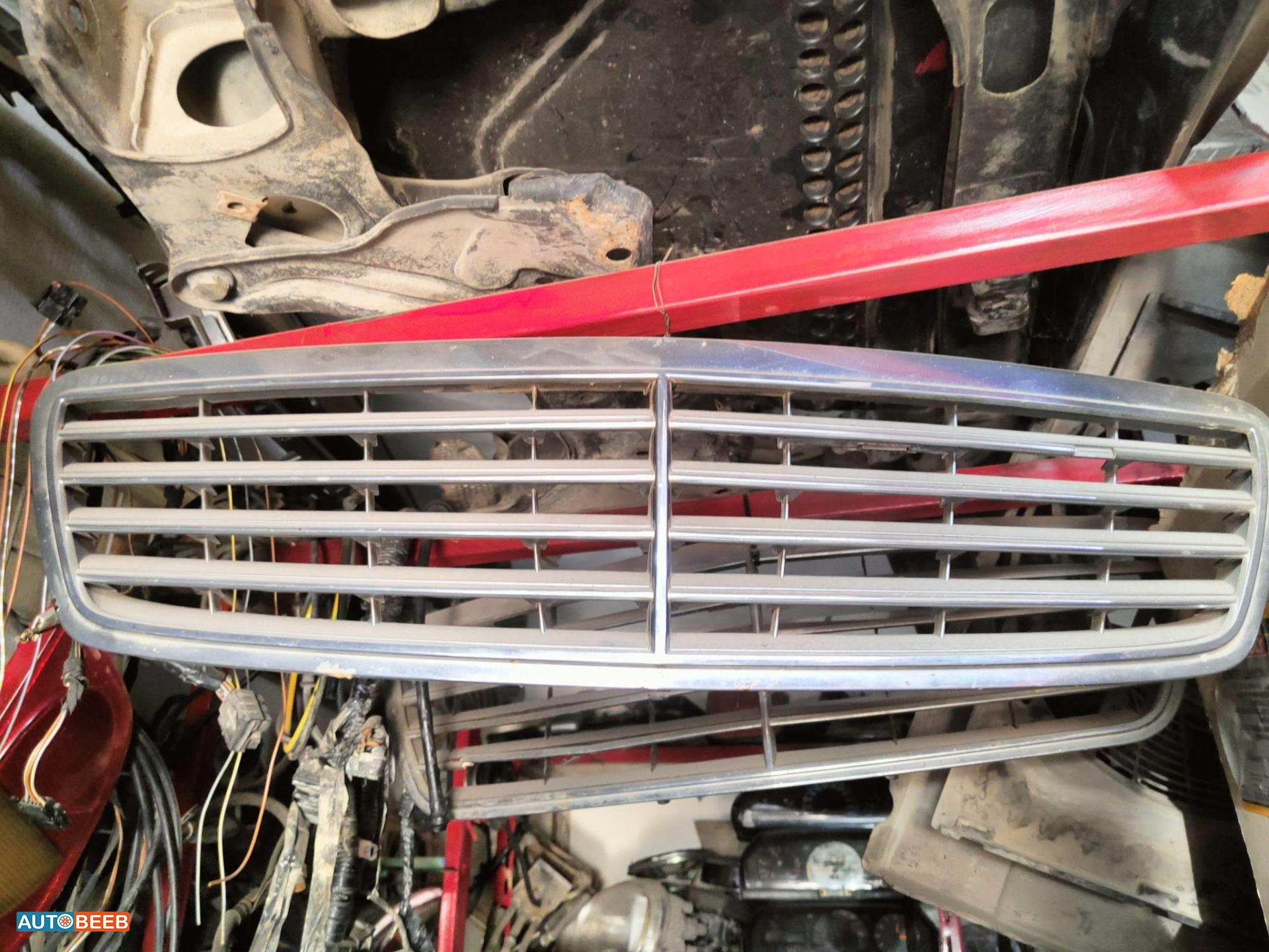 شل امامي مرسيدس E211 2009