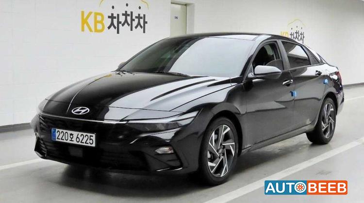 هيونداي افانتي 2023