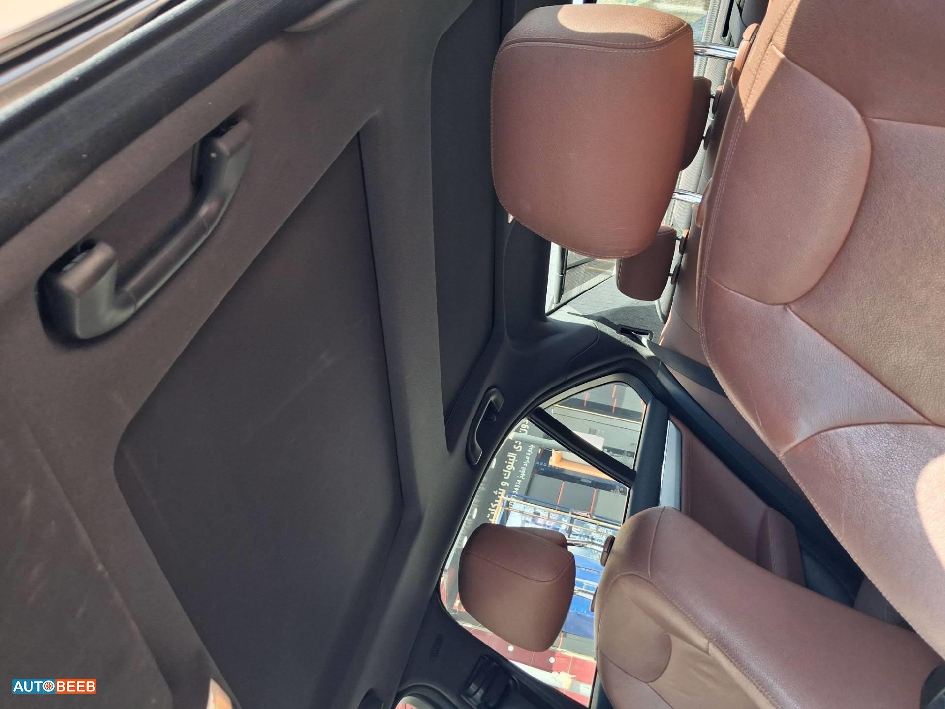 مرسيدس بنز C200 2010