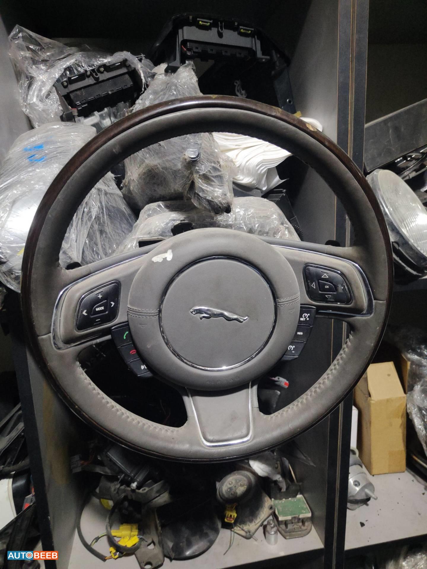 Cabin  Steering Wheel Jaguar XJ8