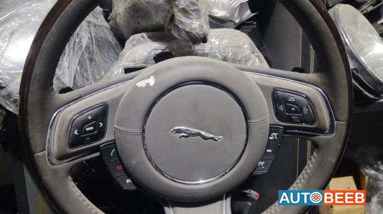 Cabin  Steering Wheel Jaguar XJ8