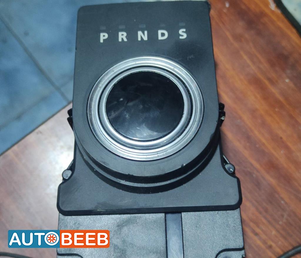 يد غيارات جاكوار xe 2017