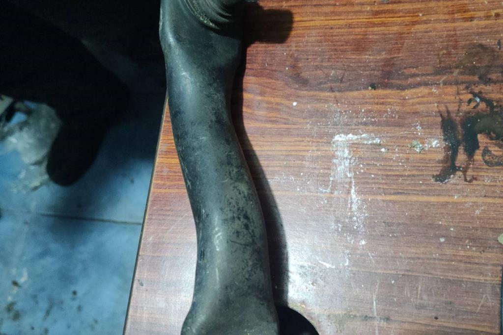 كفة خلفية x type 2005