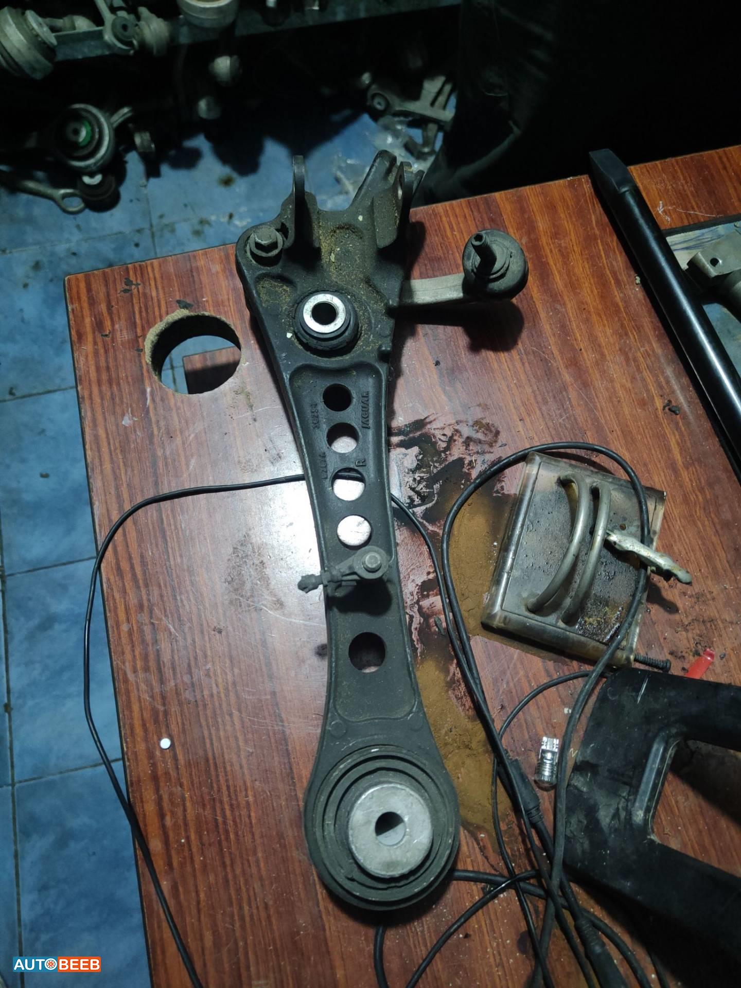  Mechanics  Jaguar XJ