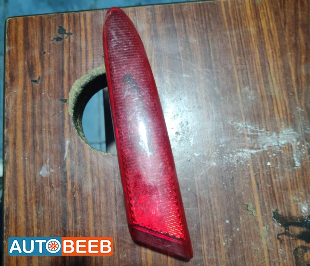 عاكسة غطاء خلفي جاكوار x type 2003