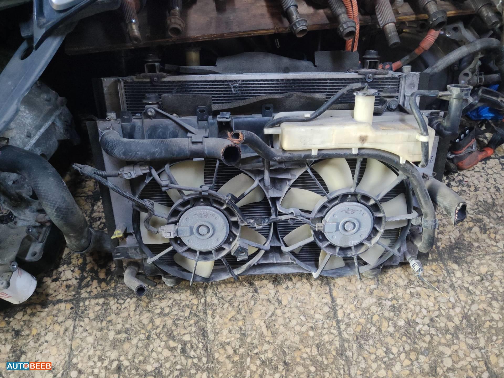 روديتر ماء تويوتا بريوس 2009