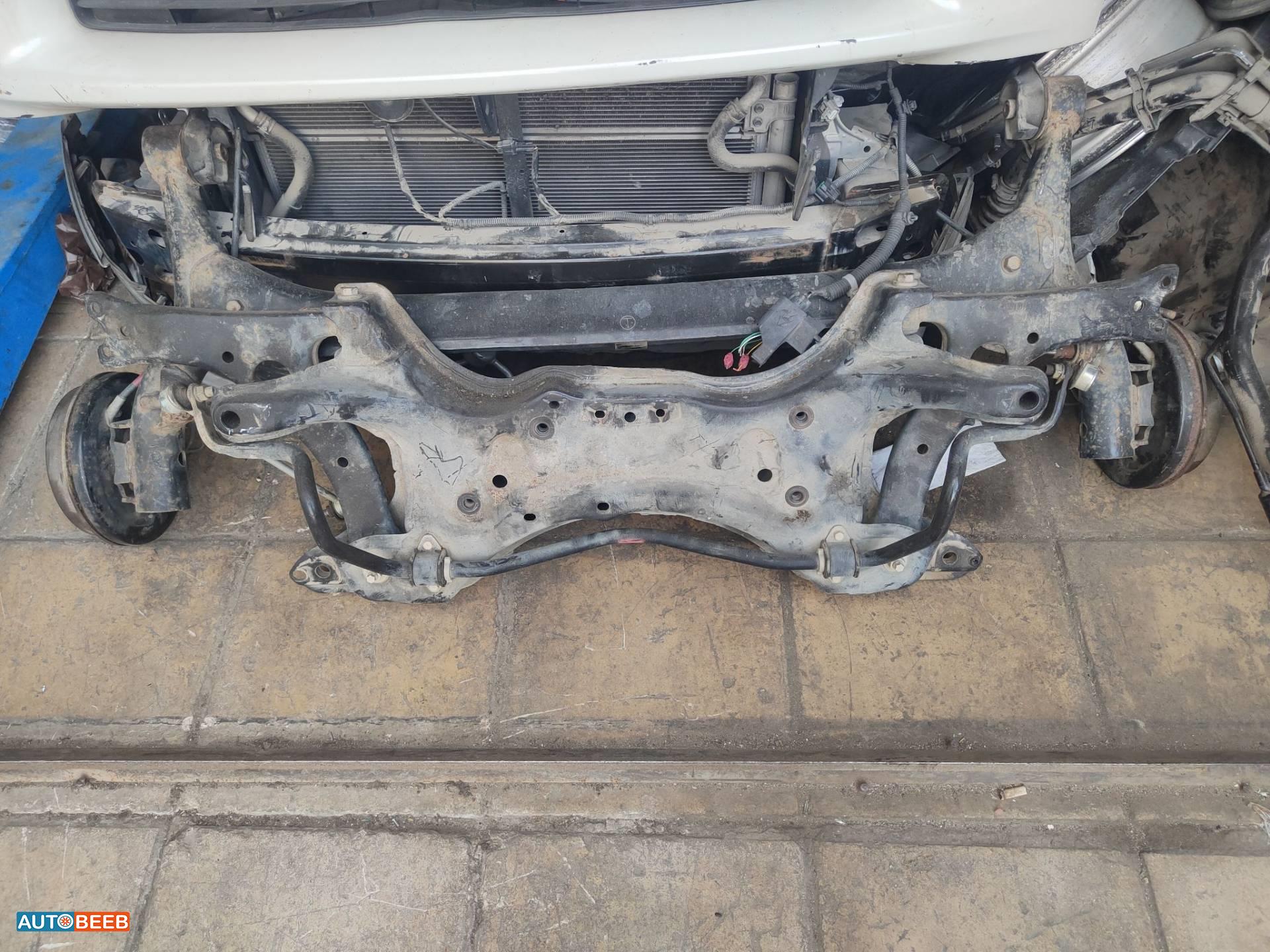 دنجل امامي تويوتا بريوس 2009