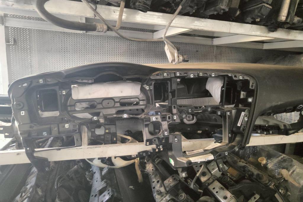 تابلوه كيا اوبتيما 2015