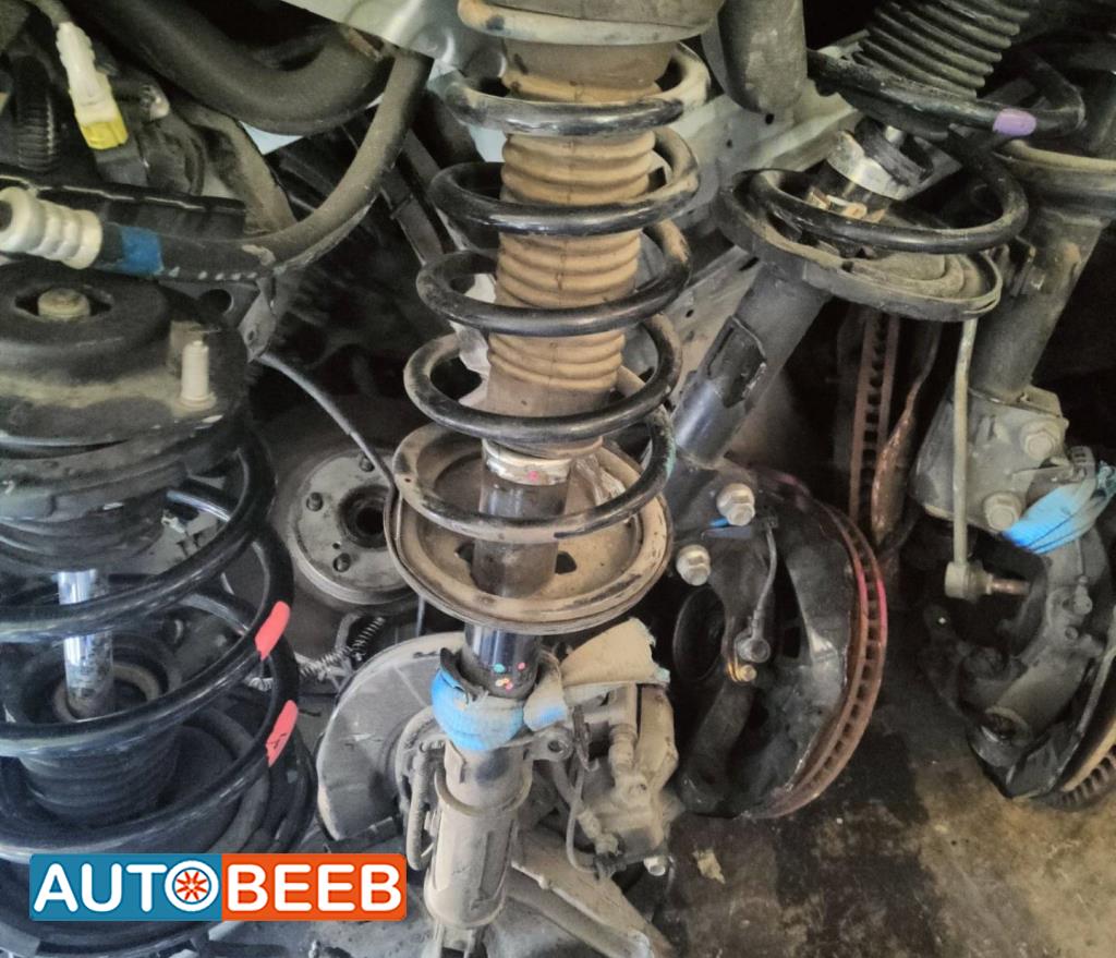  Shock Absorber Toyota Camry