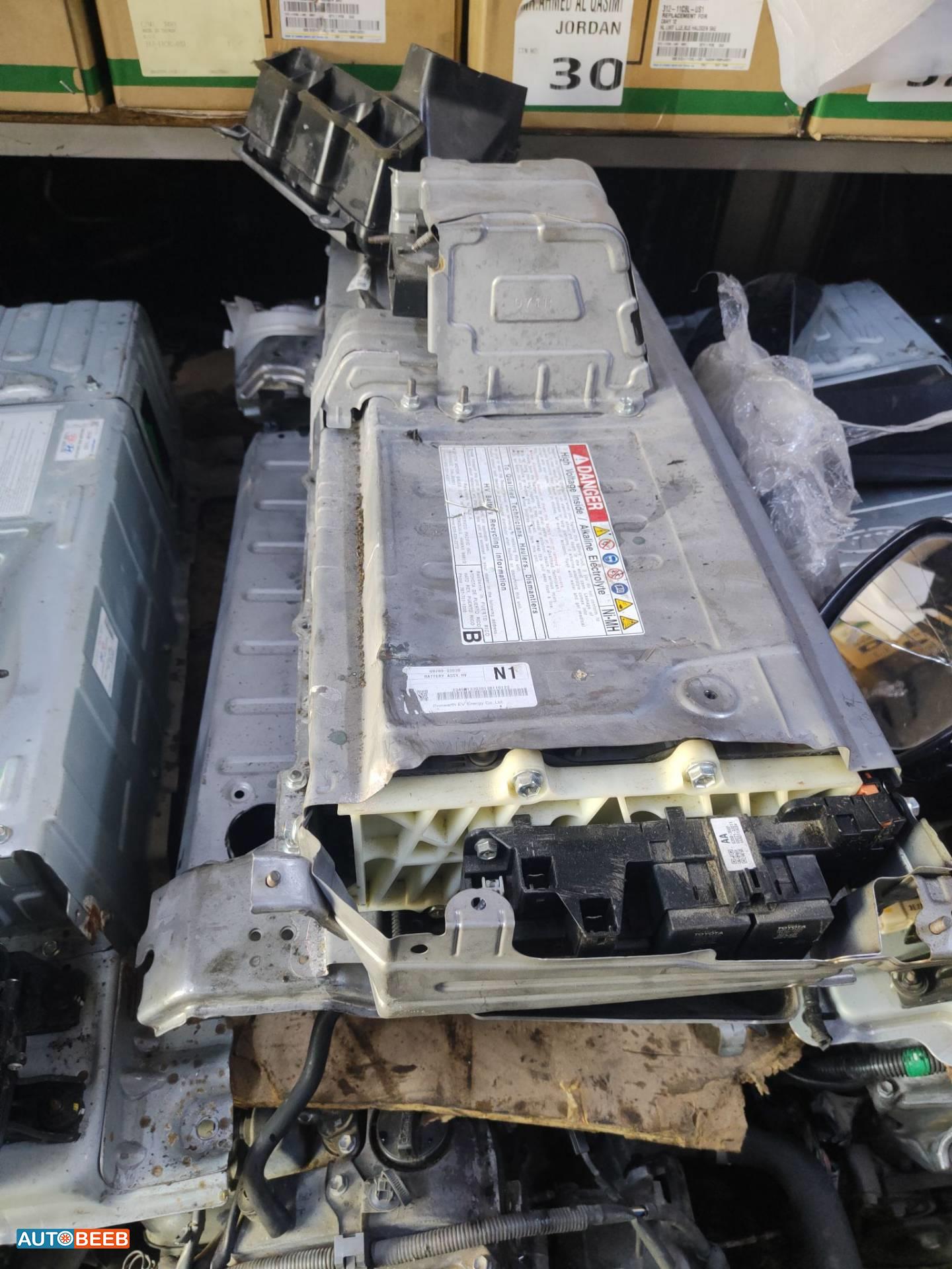 بطاريه هايبرد تويوتا كامري 2017