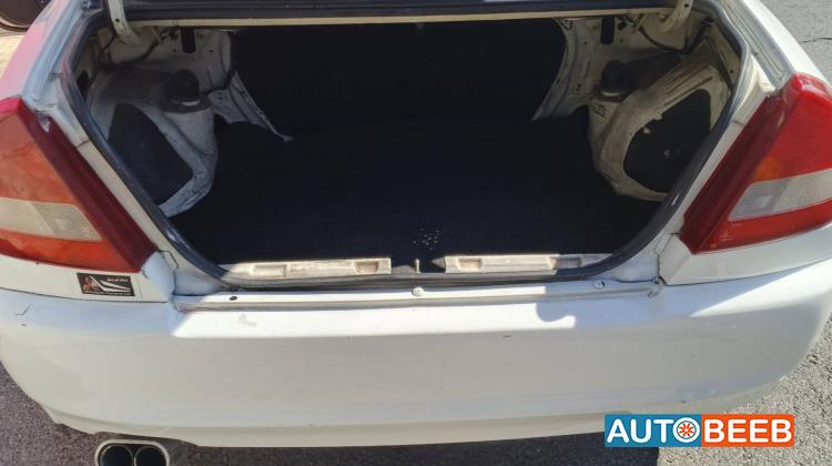 ميتسوبيشي لانسر 1998