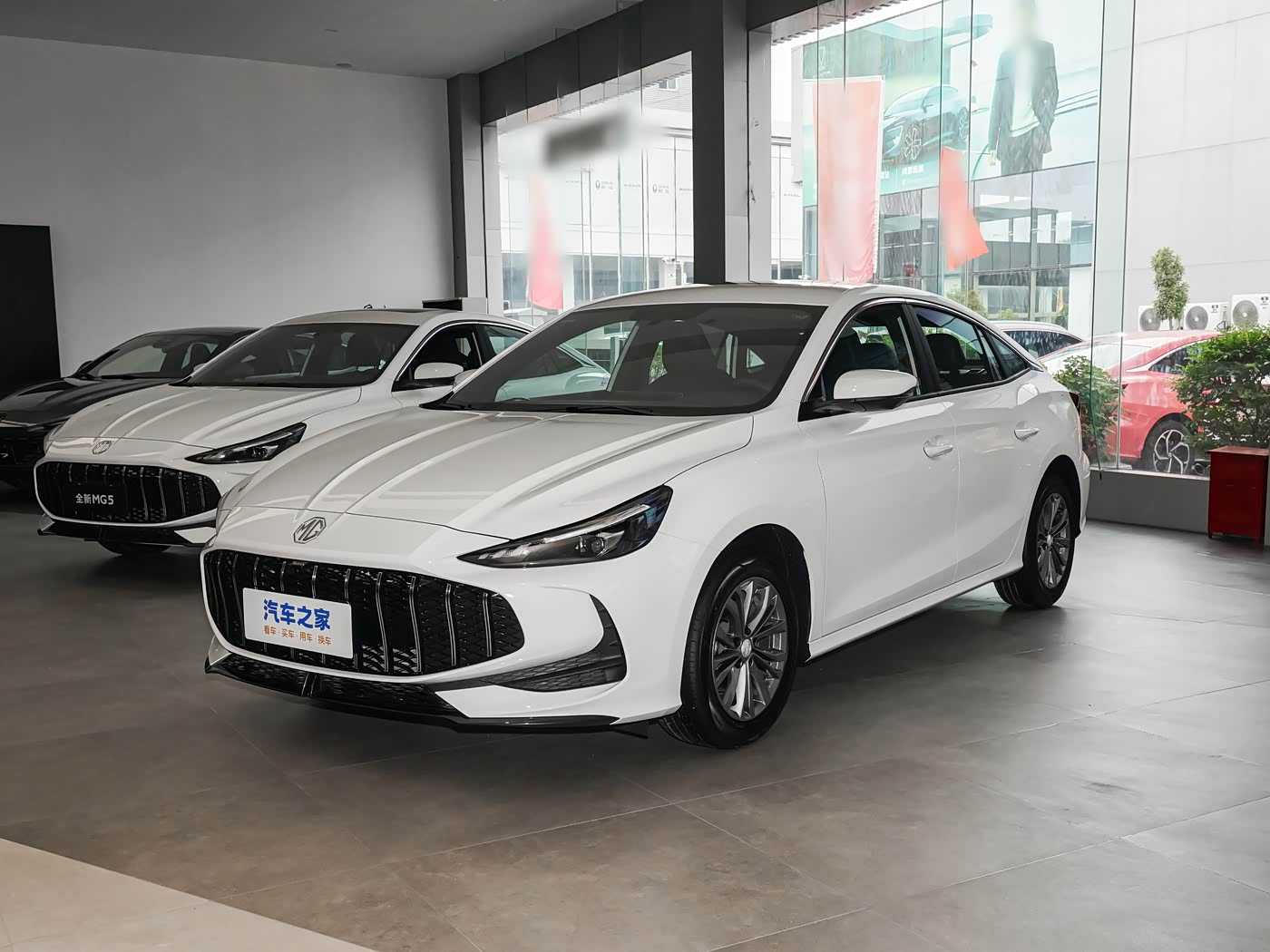 MG MG5 2026
