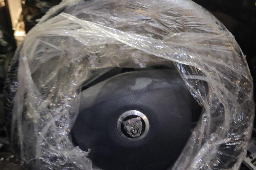 ستيرنج جاكوار xf 2013