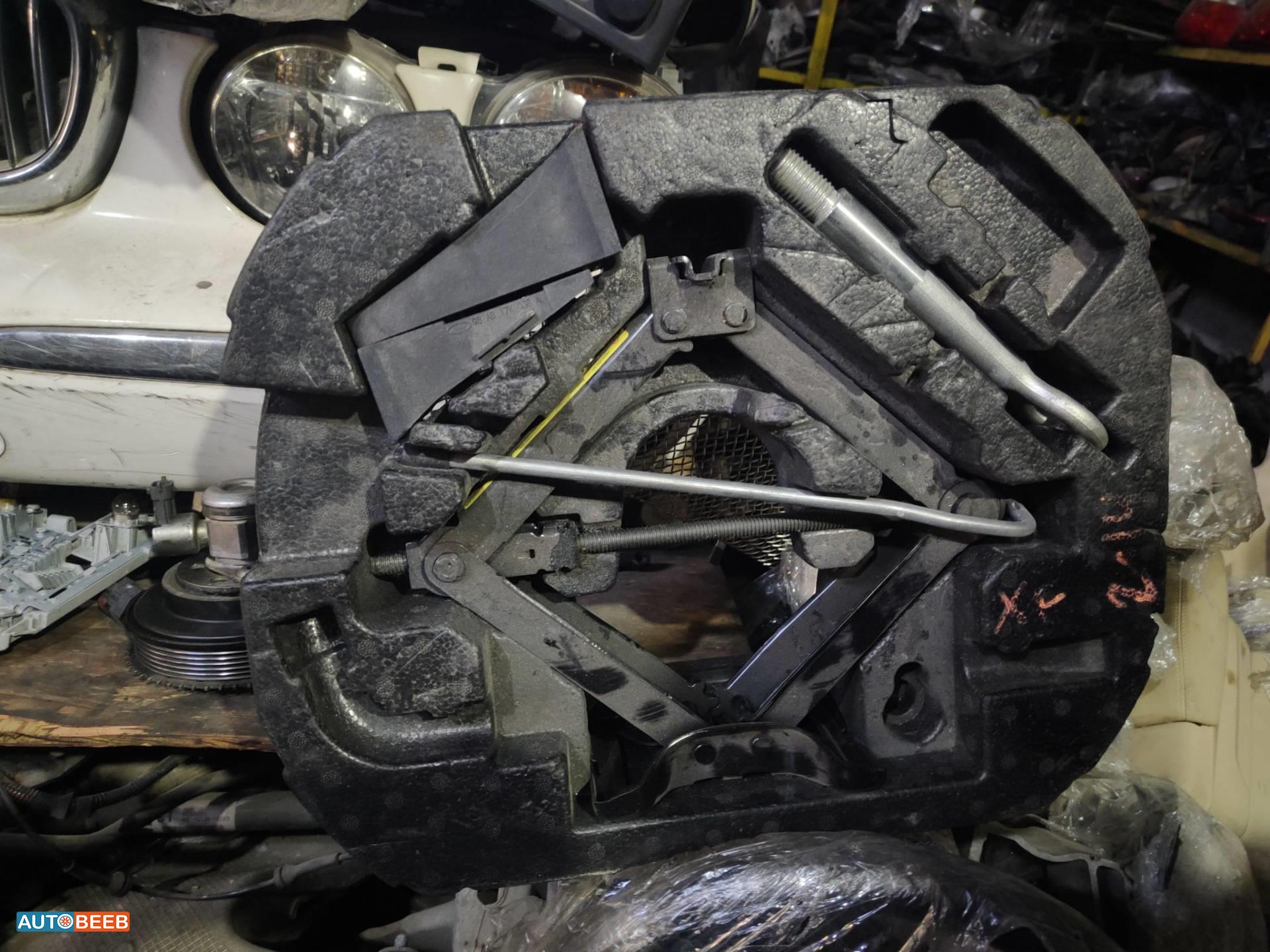 عدة سبير جاكوار xf 2015