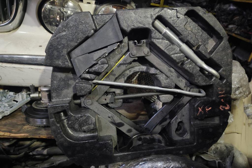 عدة سبير جاكوار xf 2015