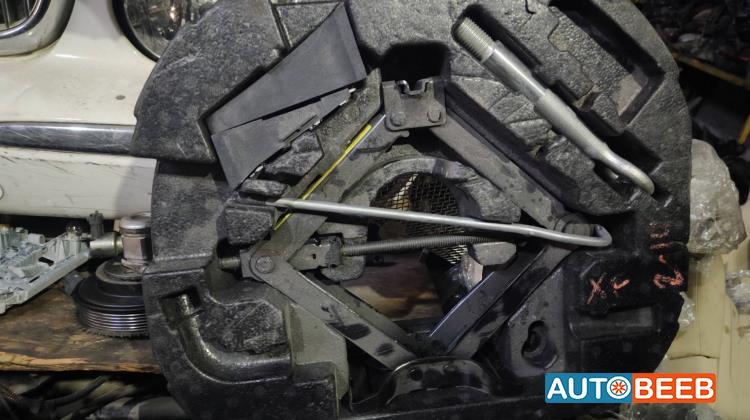 عدة سبير جاكوار xf 2015