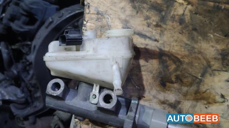 طرمبة بريك جاكوار x type 2005