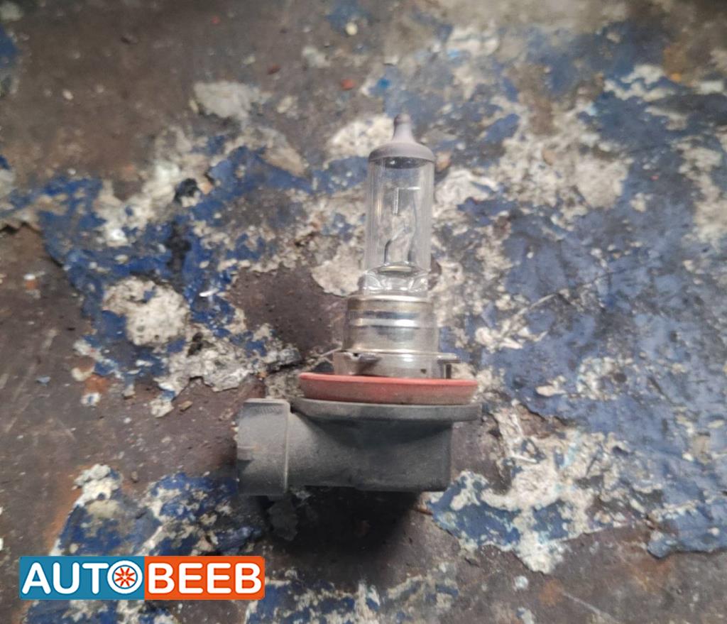 لمبه كشاف جاكوار s type 2005