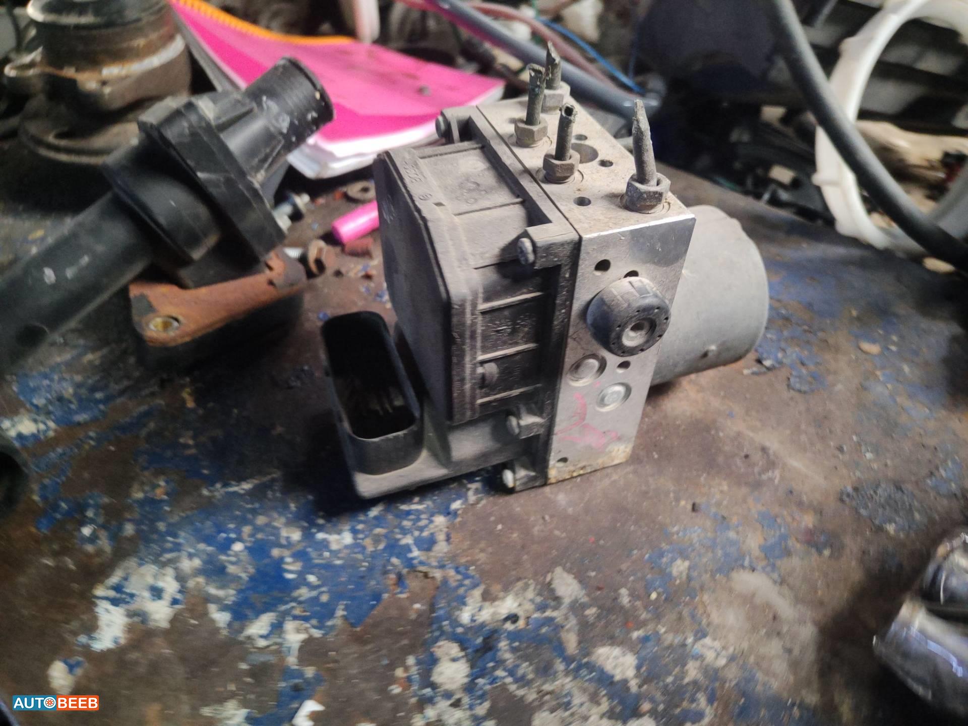 Abs جاكوار x type 2005