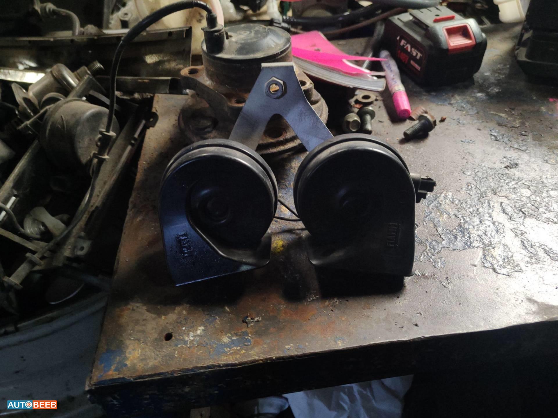 زامور جميع السيارات الجاكور