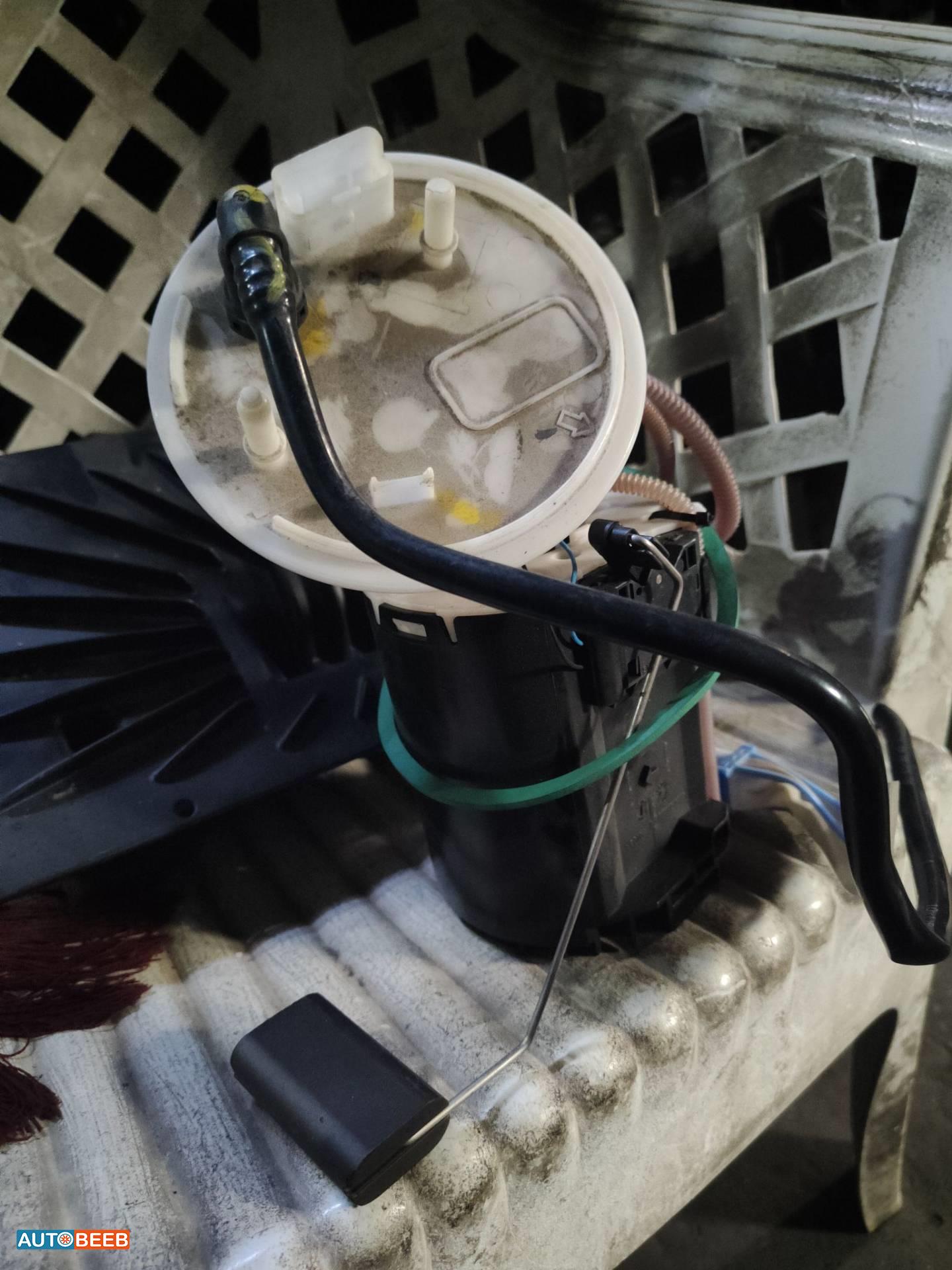 طرمبة بنزين جاكوار s type 2006