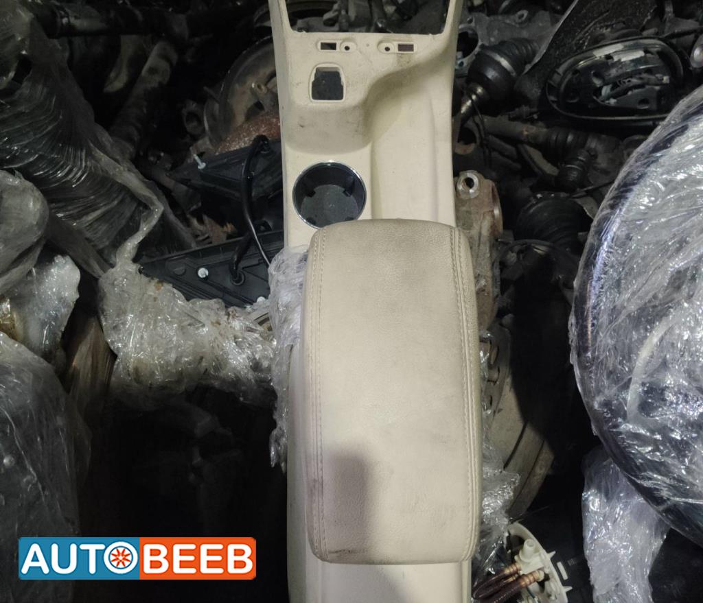 جحش وسط جاكوار x type 2005