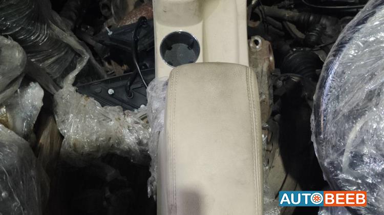 جحش وسط جاكوار x type 2005