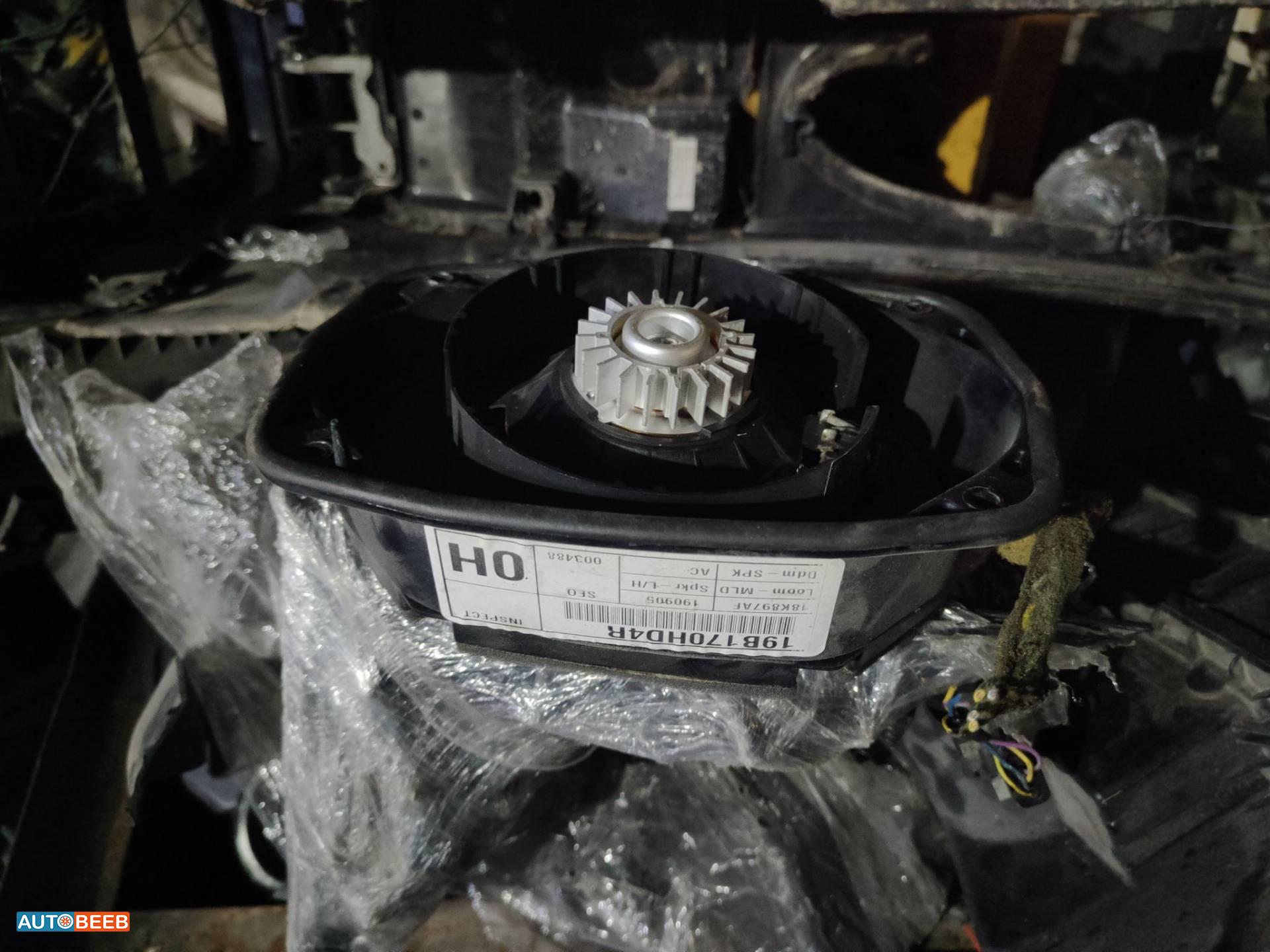 سماعة باب جاكوار s type 2007