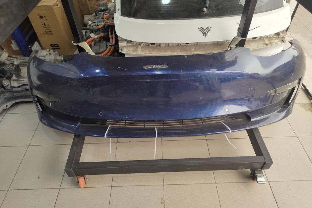 Body  Bumper Tesla 3