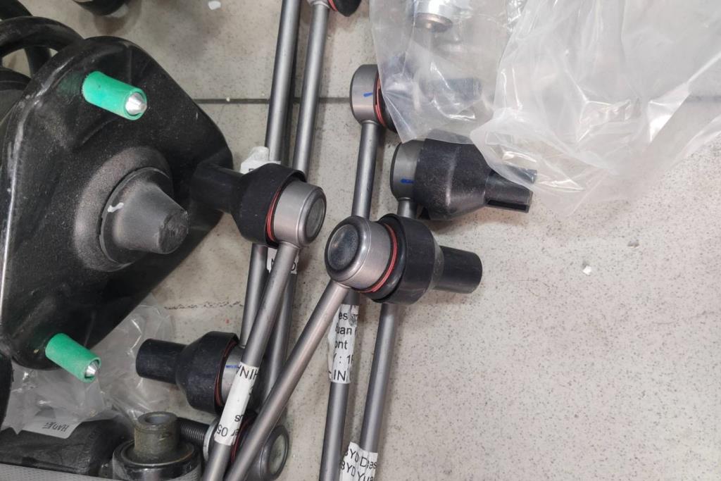 عامود توازن بي واي دي ديستروير 2022 2023 2024 2025