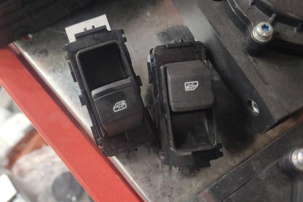 Cabin  Control buttons BYD Yuan