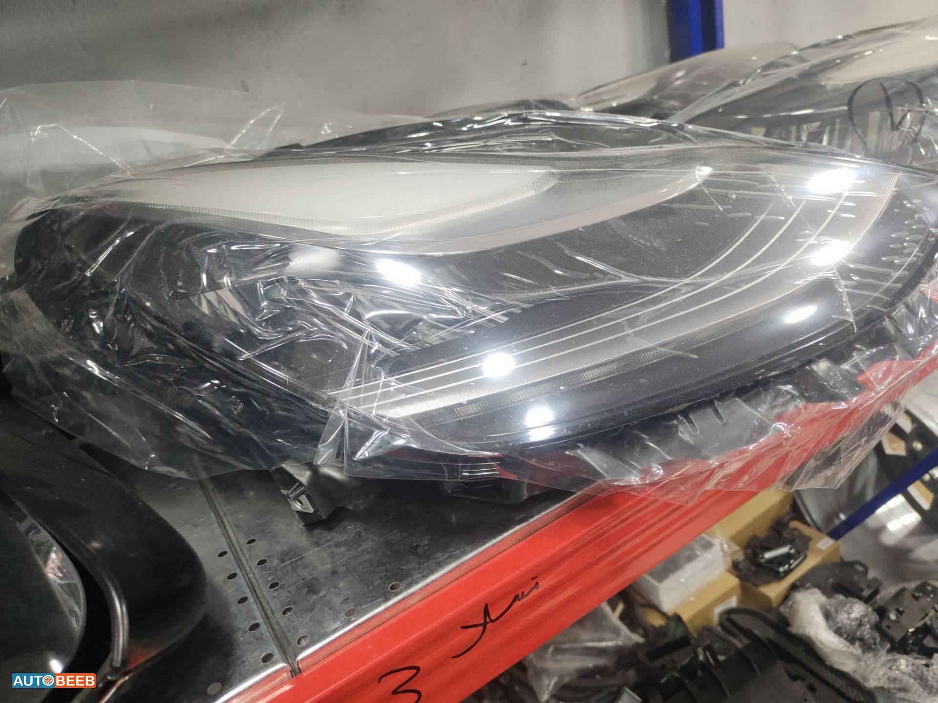 ضوء امامي يمين شمال تيسلا 3 2020 2021 2022 2023