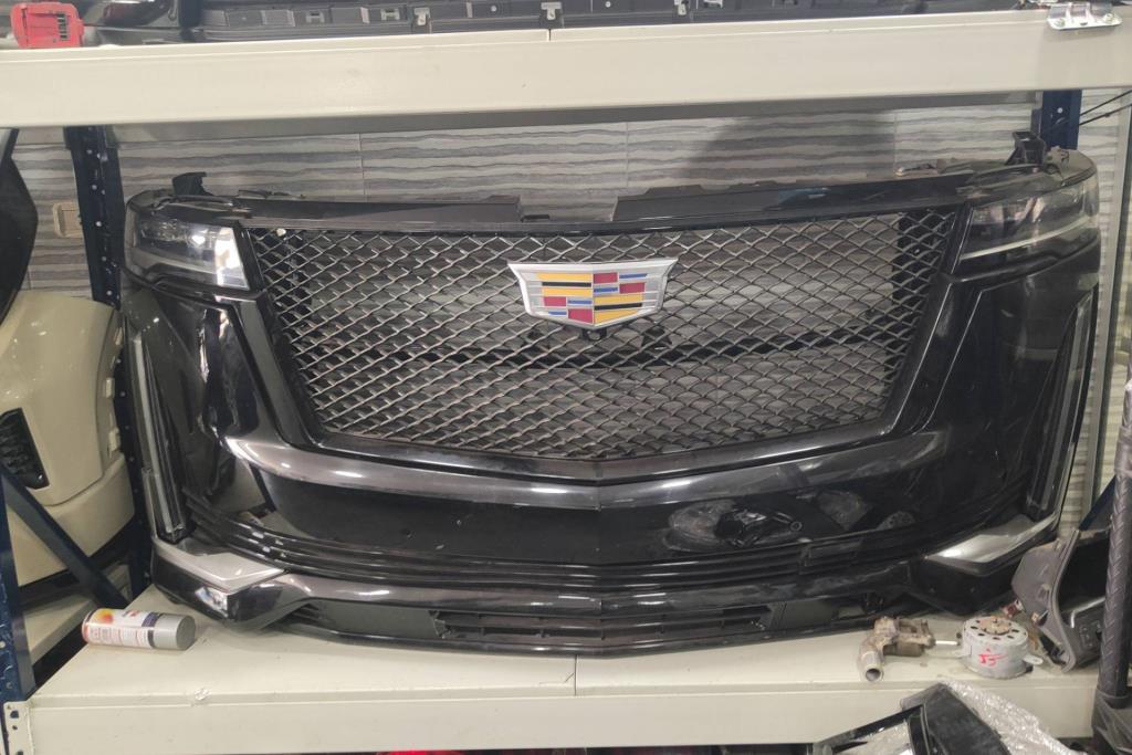 Body  Bumper Cadillac Escalade